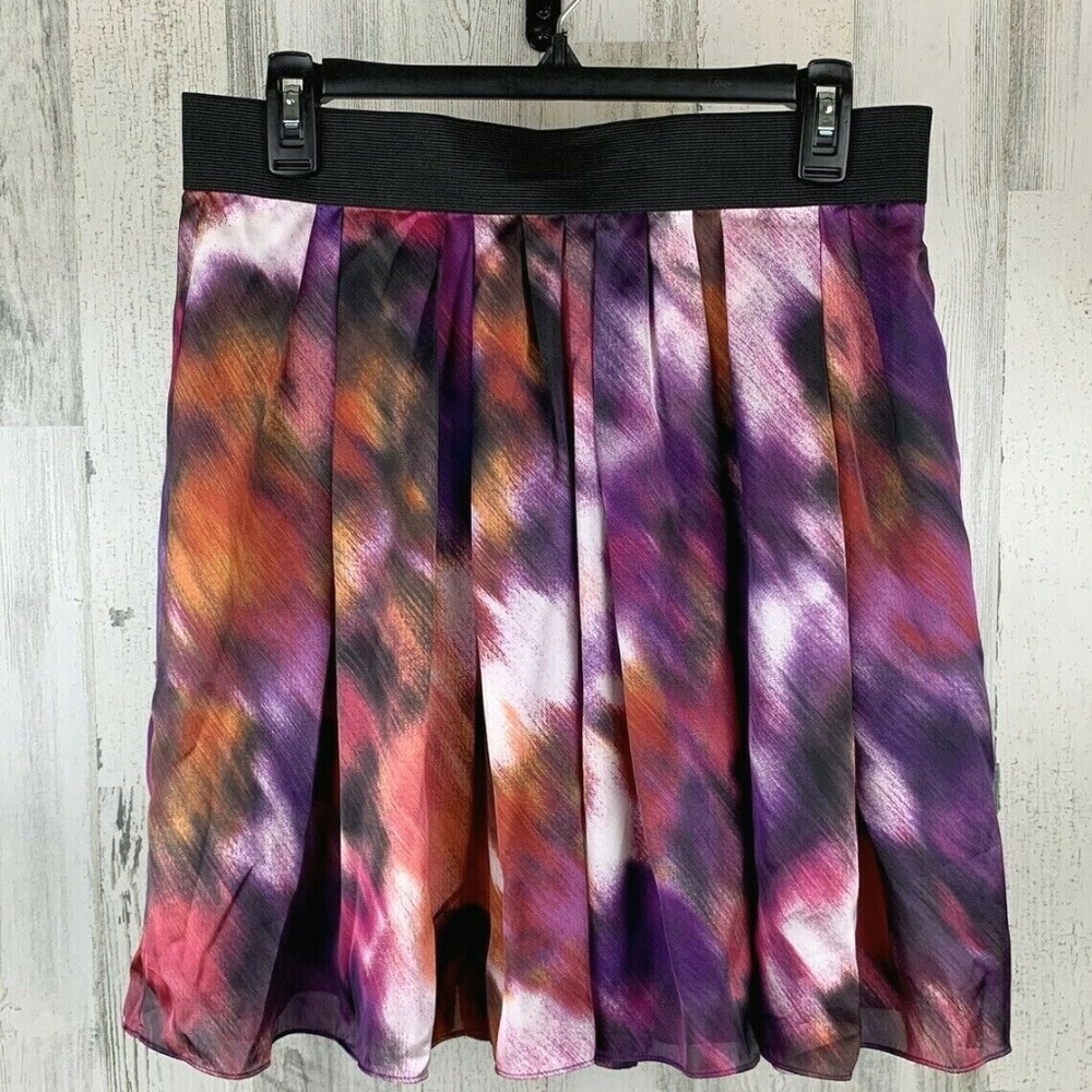 Vince Camuto Skirt Pleated Multi Size 8 NWT